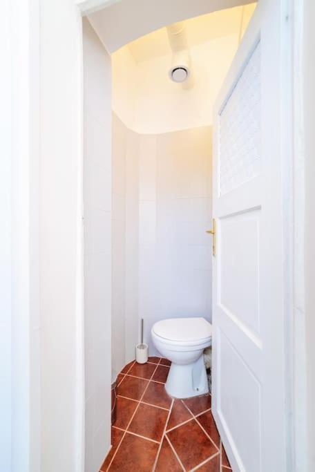 Scadarlija Vintage Old Town Renovated Apartment เบลเกรด ภายนอก รูปภาพ