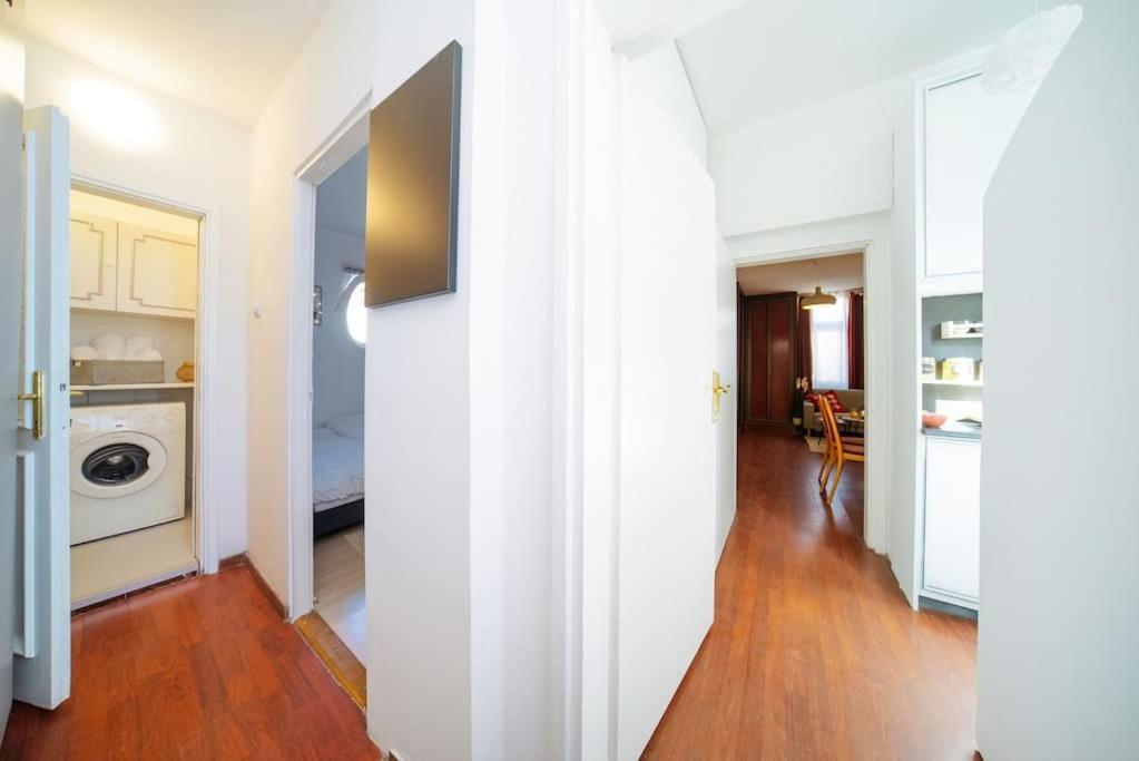 Scadarlija Vintage Old Town Renovated Apartment เบลเกรด ภายนอก รูปภาพ